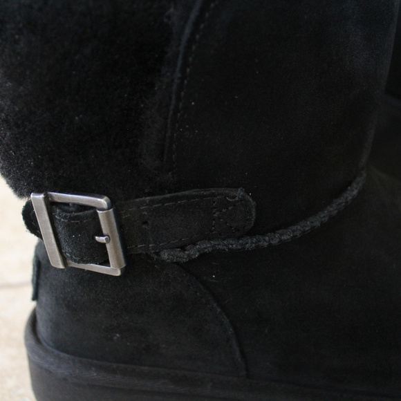 UGG KAREL MINI SUEDE BOOTS NEW! ‎ BLACK - Picture 3 of 8